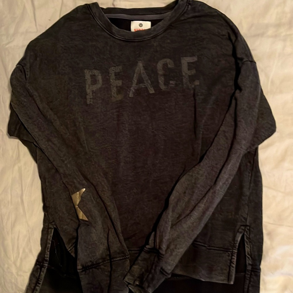 Sundry Long Sleeves Tee